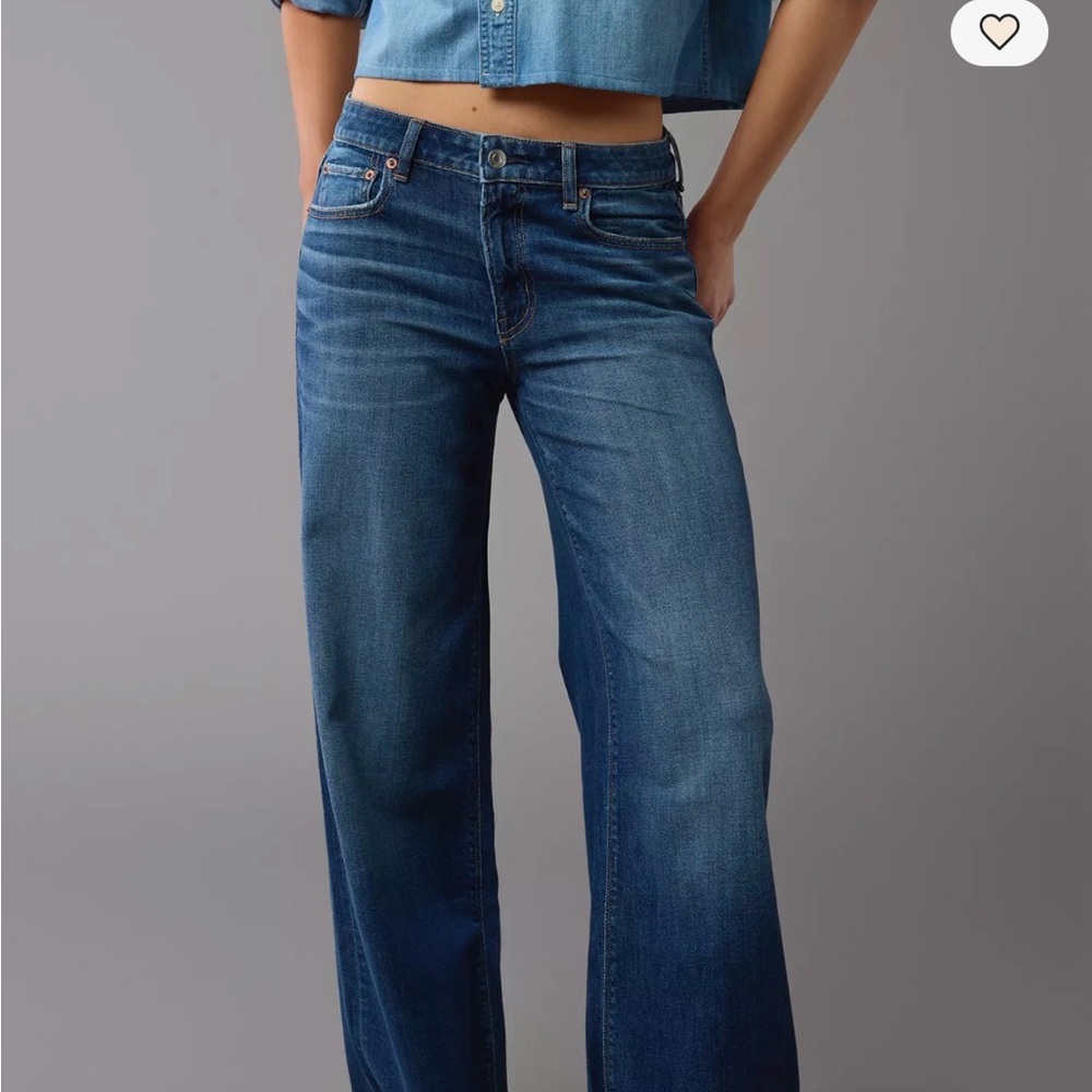 American Eagle Dreamy Drape Stretch Low-Rise Baggy Wide-Leg Jean